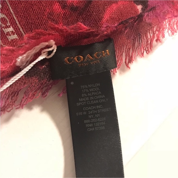 NWT Coach sample scarf w/berry floral motif. - Picture 10 of 10